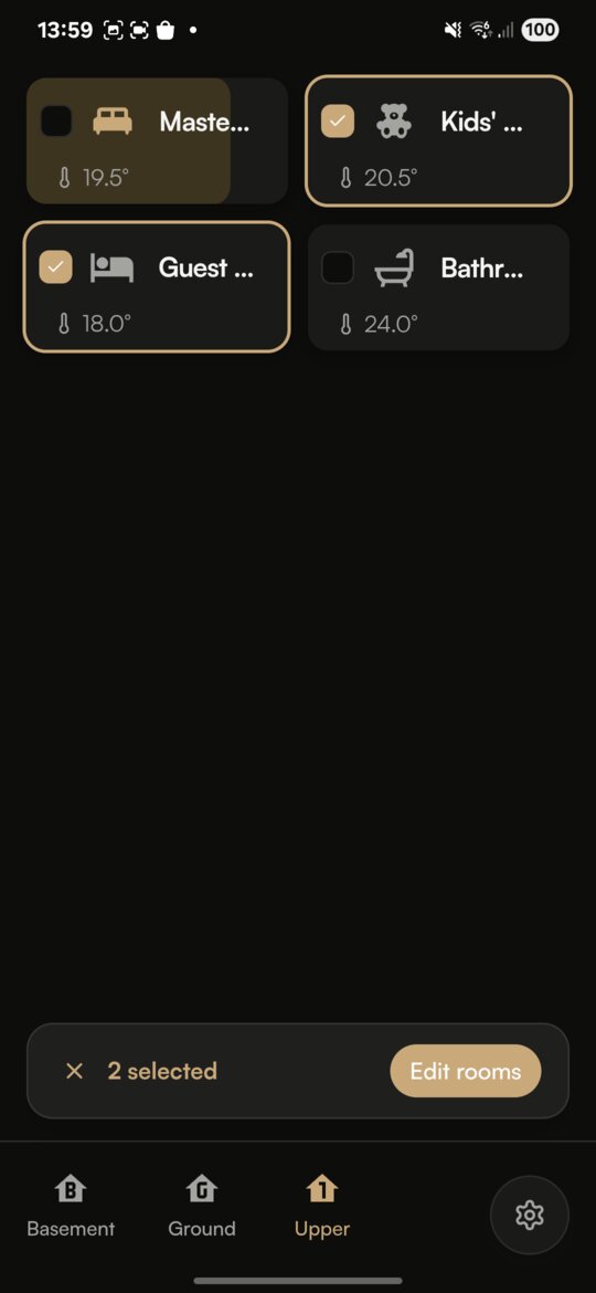 Selecting multiple rooms to control lights together